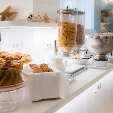 Continental Otel Pietra Ligure