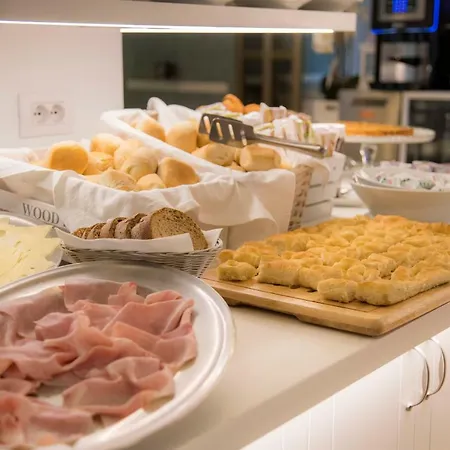 Hotel Continental Pietra Ligure