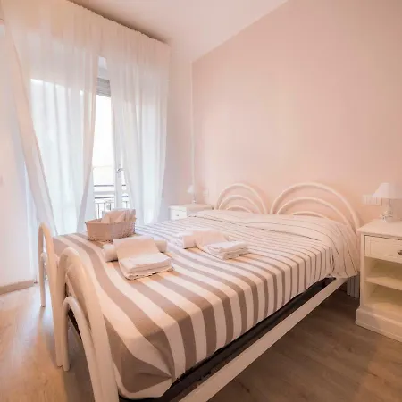 Continental Otel Pietra Ligure