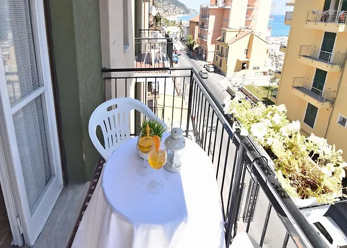 كونتيننتال بيترا ليغوري