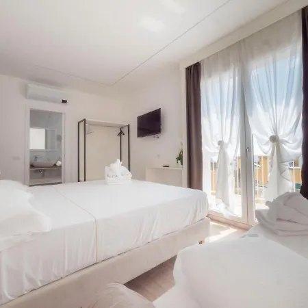 Continental Hotell Pietra Ligure