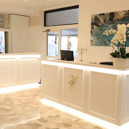 Hotell Continental Pietra Ligure