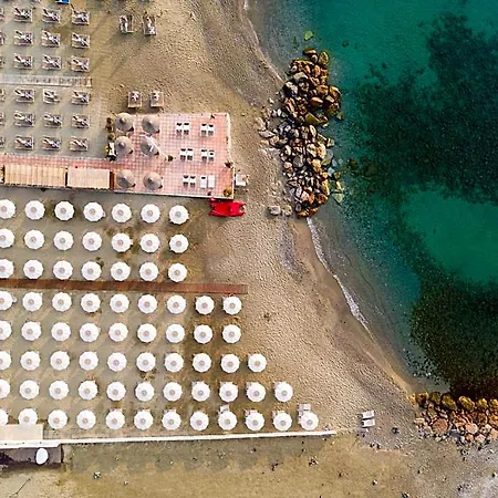 Continental Hotel 3*