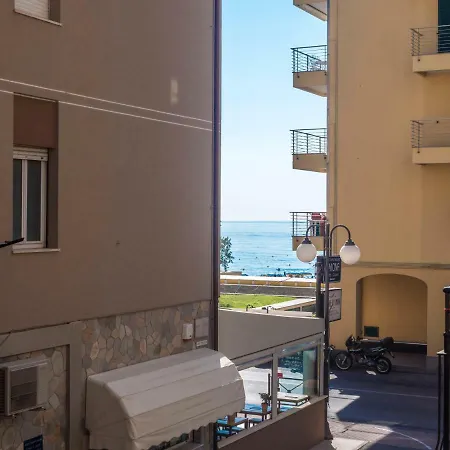 Continental Hotel 3*