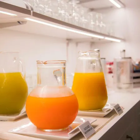 Continental 3* Pietra Ligure