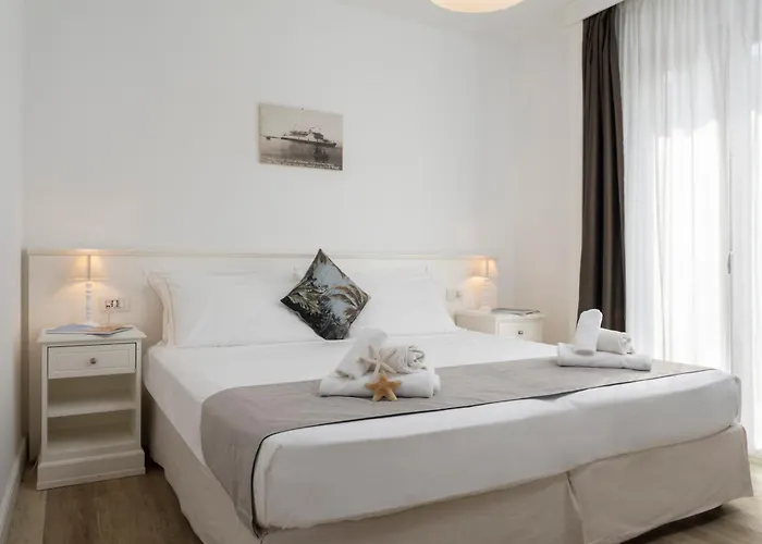 Continental Otel Pietra Ligure